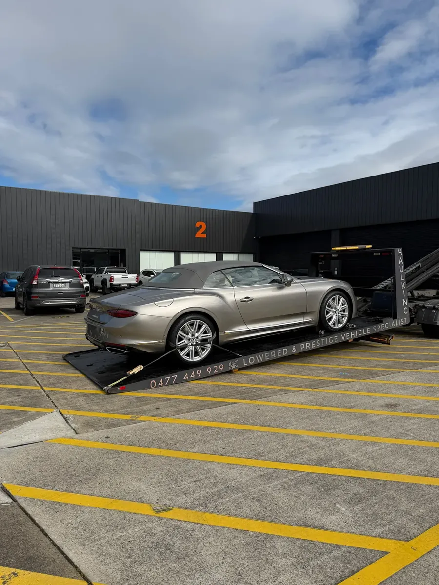 Bentley Continental GT transported by Haul King